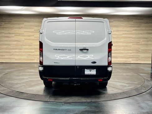 Used 2024 Ford Transit 150 Low Roof RWD image 17