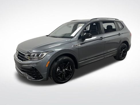 Used 2023 Volkswagen Tiguan SE R-Line image 1