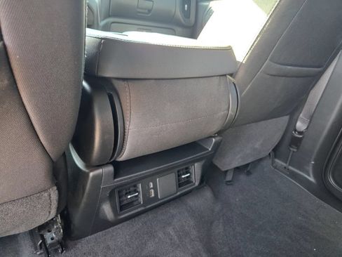 Used 2025 Chevrolet Silverado 1500 Custom AWD/4WD image 9