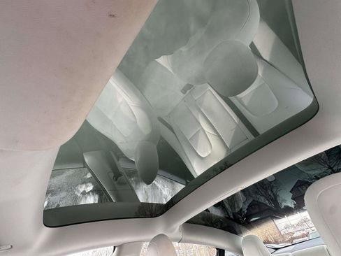 Used 2021 Tesla Model 3 Standard Range Plus image 24