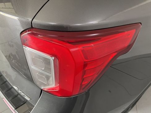 Used 2023 Ford Explorer XLT w/ Equipment Group 202A AWD/4WD image 48