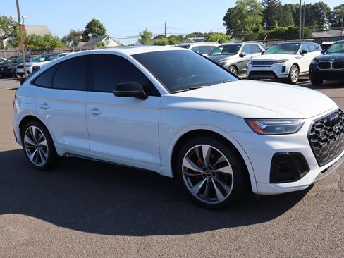 Used 2024 Audi SQ5 Premium Plus w/ S Sport Package AWD/4WD image 3