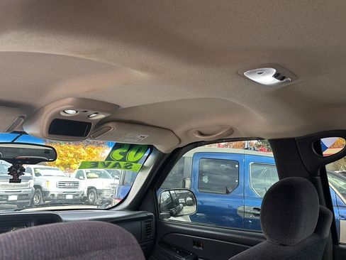 Used 2005 GMC Sierra 1500 SLE w/ Light Duty Power Package image 21