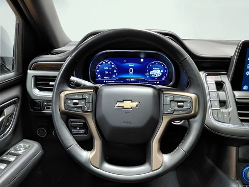 Certified 2023 Chevrolet Suburban High Country w/ Max Trailering Package AWD/4WD image 8