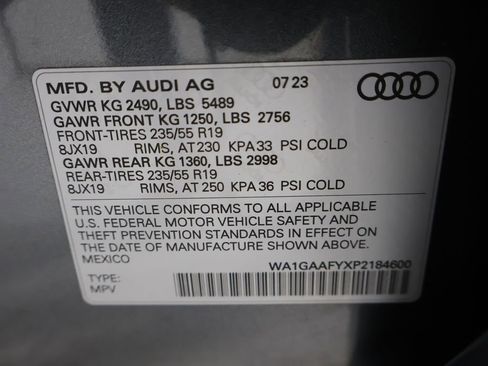 Used 2023 Audi Q5 2.0T Premium image 3