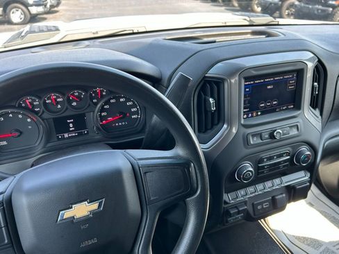 Used 2024 Chevrolet Silverado 2500 W/T w/ WT Convenience Package AWD/4WD image 19