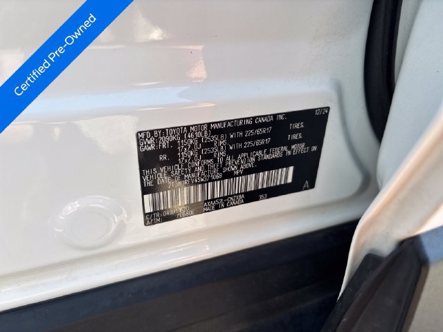 Used 2025 Toyota RAV4 LE FWD image 29