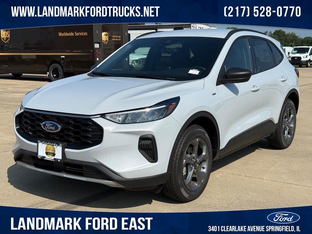 New 2026 Ford Escape ST-Line w/ Cold Weather Package AWD/4WD image 1
