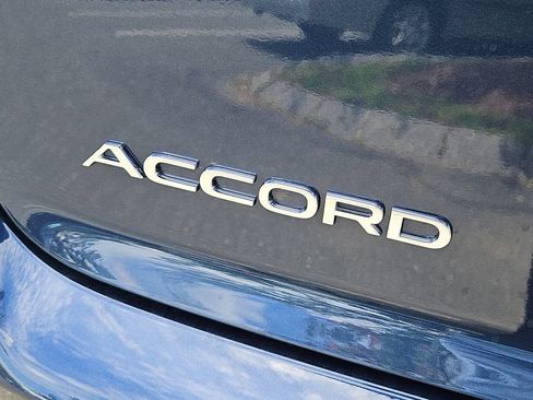 Certified 2025 Honda Accord SE image 12