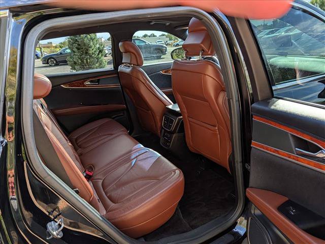 Used 2016 Lincoln MKX Reserve w/ Climate Package FWD image 15