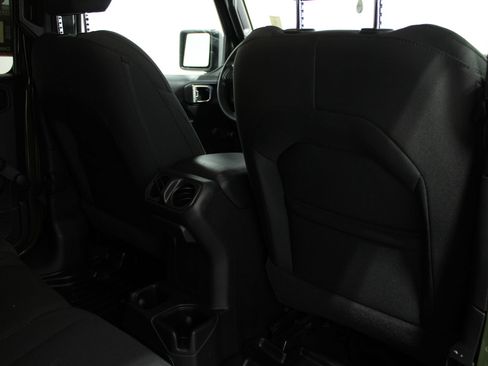 Used 2021 Jeep Wrangler Unlimited Sport AWD/4WD image 21