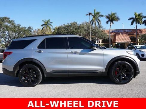 Certified 2022 Ford Explorer ST w/ Equipment Group 401A image 19