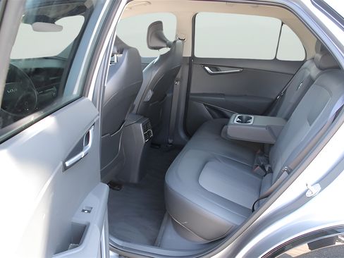Used 2024 Kia Niro Wind FWD image 14