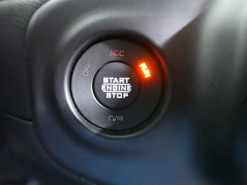 Used 2023 Jeep Wrangler Unlimited Sahara w/ Cold Weather Group image 32