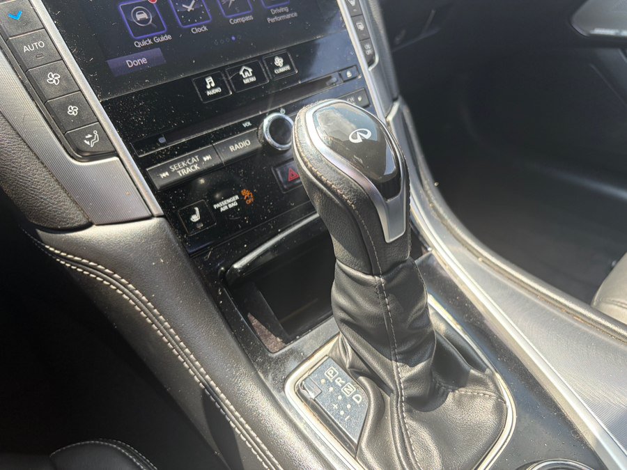 Used 2018 INFINITI Q60 3.0t Luxe w/ Sensory Package 3.0T Luxe RWD image 23