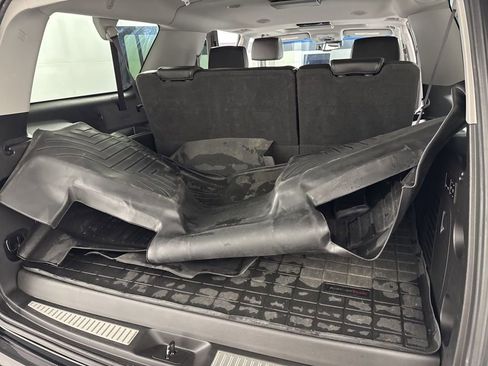 Used 2017 GMC Yukon XL Denali w/ Open Road Package image 27