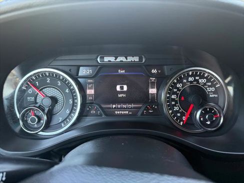 Certified 2023 RAM 1500 Laramie image 18