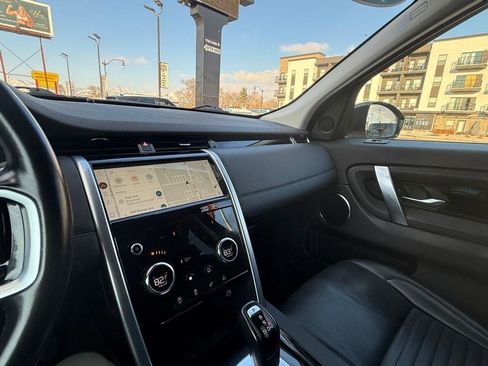 Used 2022 Land Rover Discovery Sport S image 36
