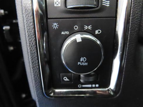 Used 2018 RAM 1500 Sport image 16