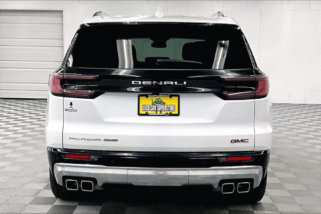 Used 2024 GMC Acadia Denali AWD/4WD image 5