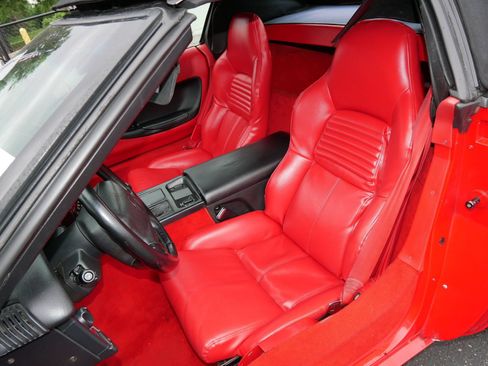 Used 1994 Chevrolet Corvette Convertible RWD image 16