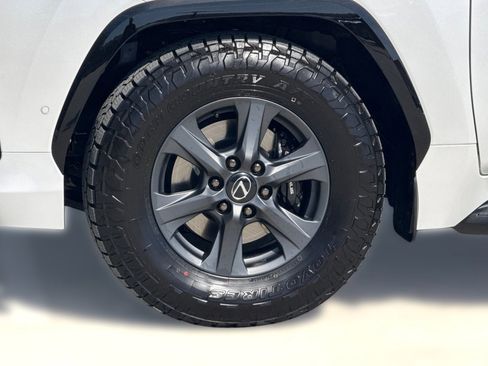 New 2026 Lexus LX 700h Overtrail image 12