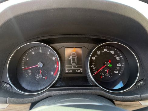 Used 2018 Volkswagen Passat 2.0T SE image 11