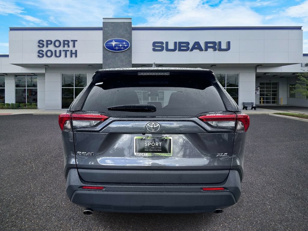 Used 2024 Toyota RAV4 XLE FWD image 5