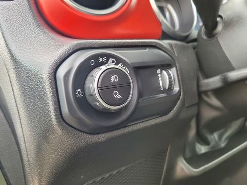 Used 2023 Jeep Gladiator Rubicon w/ LED Lighting Group image 17