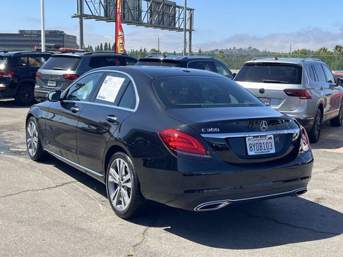 Used 2021 Mercedes-Benz C 300 Sedan image 3