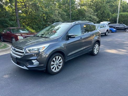 Used 2017 Ford Escape Titanium AWD/4WD image 8