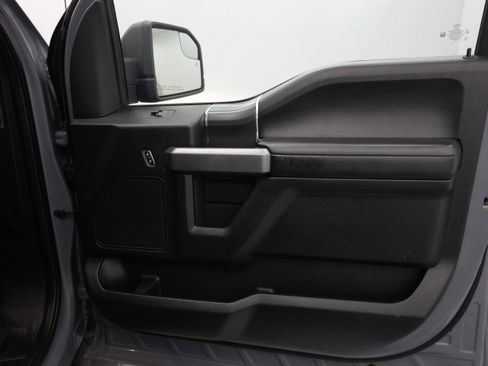 Used 2020 Ford F150 XLT w/ Equipment Group 302A Luxury AWD/4WD image 30