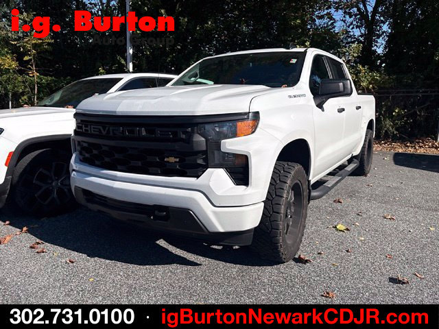 Used 2022 Chevrolet Silverado 1500 Custom AWD/4WD image 3