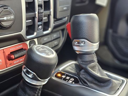 New 2026 Jeep Gladiator Willys image 15