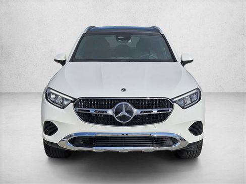 Certified 2026 Mercedes-Benz GLC 300 image 2