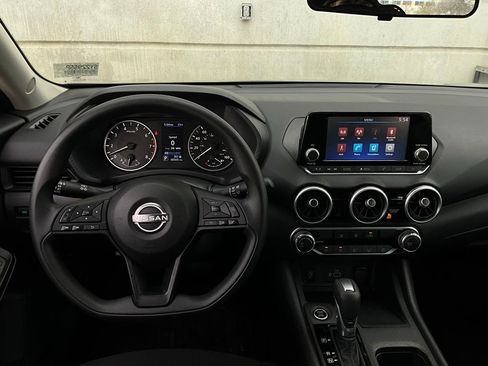 Used 2025 Nissan Sentra S image 12