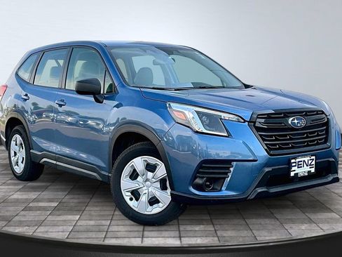 Used 2022 Subaru Forester AWD/4WD image 3
