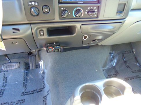 Used 2003 Ford F250 Lariat image 23