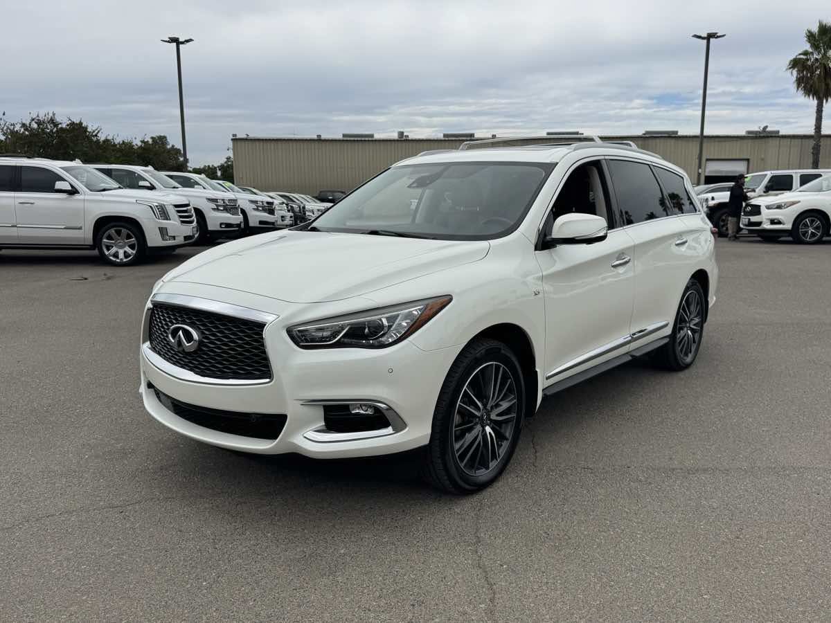 Used 2018 INFINITI QX60 Luxe w/ Deluxe Technology Package AWD/4WD image 5