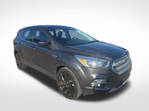 Certified 2019 Ford Escape SE image 5