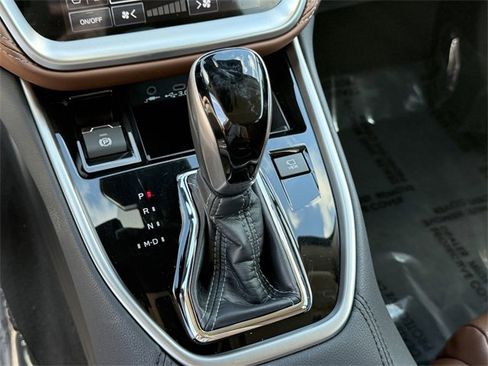 Certified 2025 Subaru Outback Touring XT w/ Popular Package #2 image 24