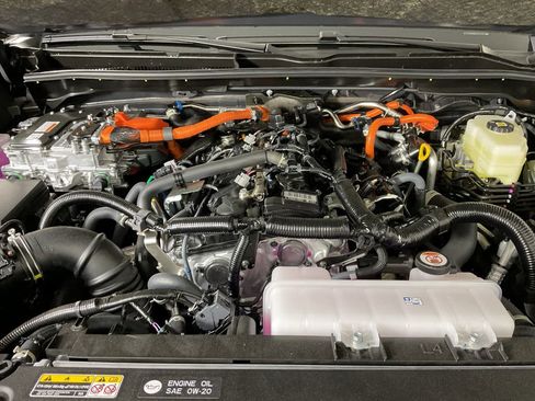 New 2026 Toyota 4Runner Limited AWD/4WD image 23