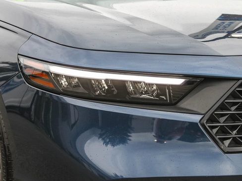 Used 2024 Honda Accord EX image 4
