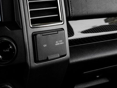 Used 2018 Ford F150 Raptor w/ Equipment Group 802A Luxury image 38