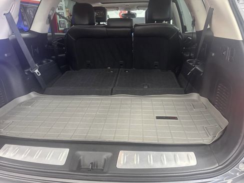 Used 2017 INFINITI QX60 Base AWD 4dr SUV w/ Deluxe Technology Package image 36