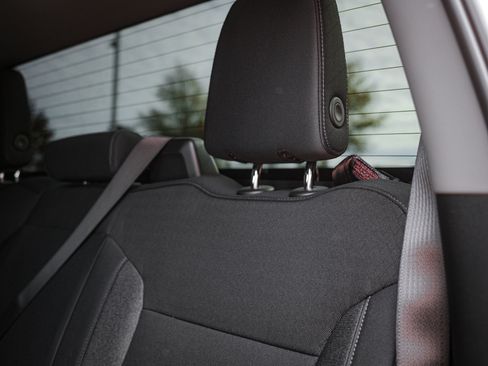 Used 2025 Chevrolet Silverado 2500 Custom w/ Custom Value Package image 28