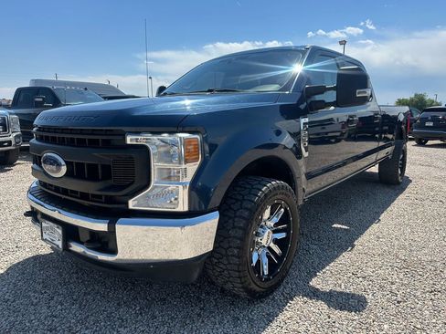 Used 2020 Ford F250 XL w/ Power Equipment Group RWD image 4