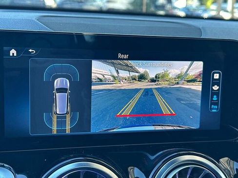 Certified 2024 Mercedes-Benz GLB 250 4MATIC w/ Exclusive Package image 25