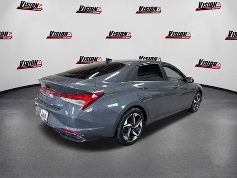Used 2023 Hyundai Elantra Limited FWD image 5