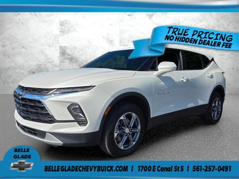 Used 2023 Chevrolet Blazer LT w/ Driver Confidence Package FWD image 1